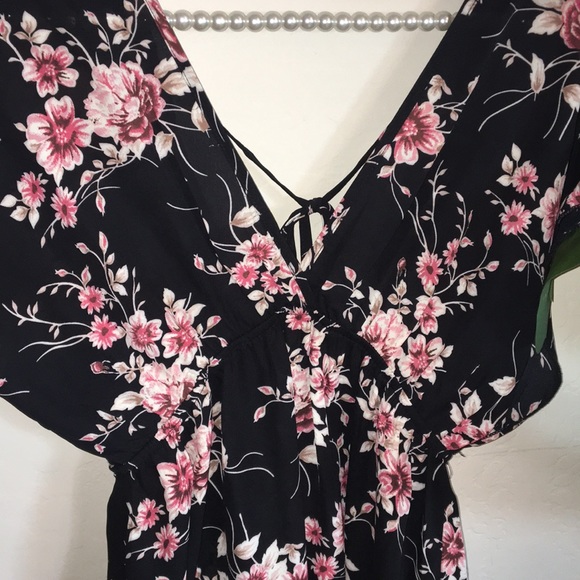 Sheer top - Picture 2 of 4